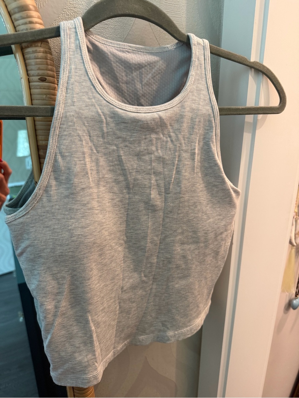 VUORI Classic Ribbed Tank Top - Light Gray